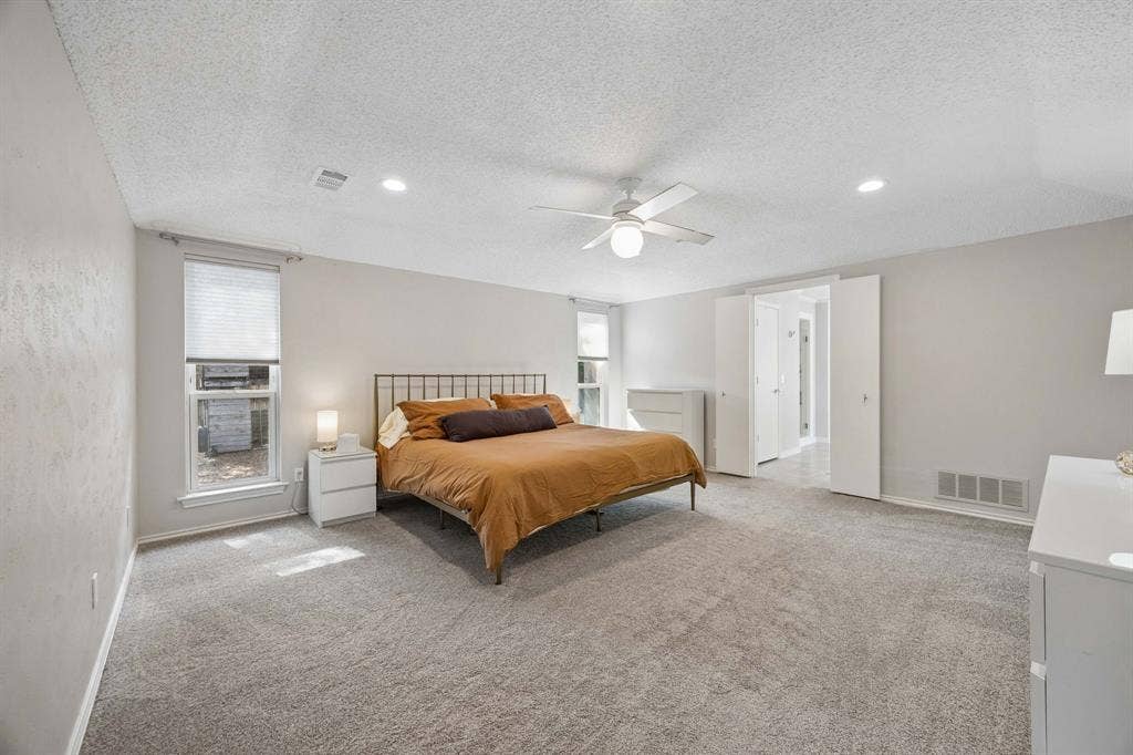 3321 Canoncita Lane, Plano, TX 75023 3321 Canoncita Lane, Plano, TX 75023
