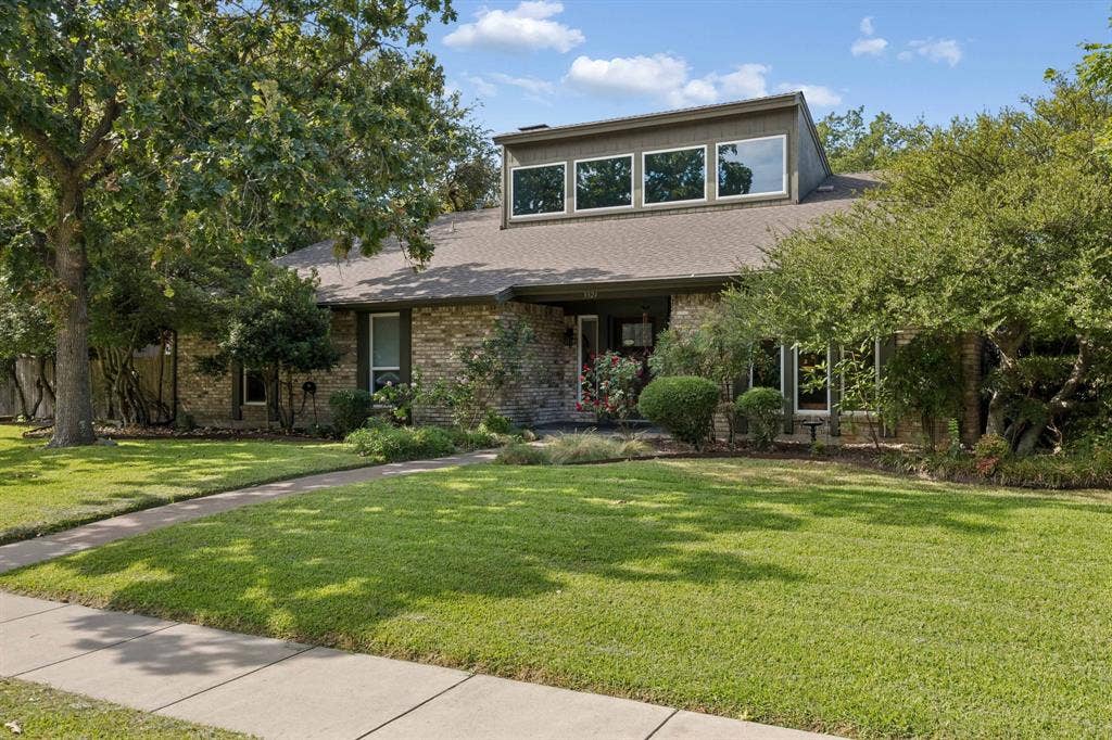 3321 Canoncita Lane, Plano, TX 75023 3321 Canoncita Lane, Plano, TX 75023