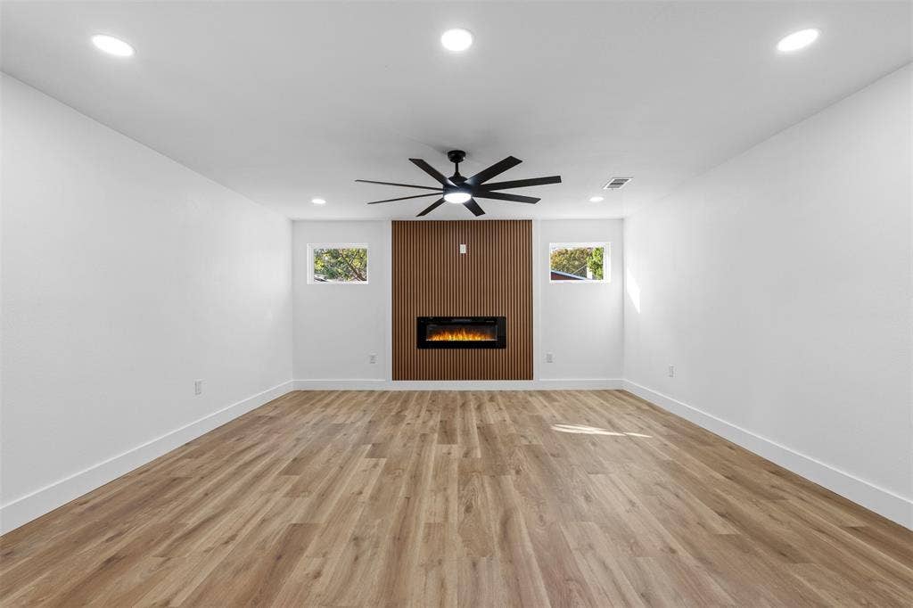 717 Bluebonnet Drive, Grand Prairie, TX 75052