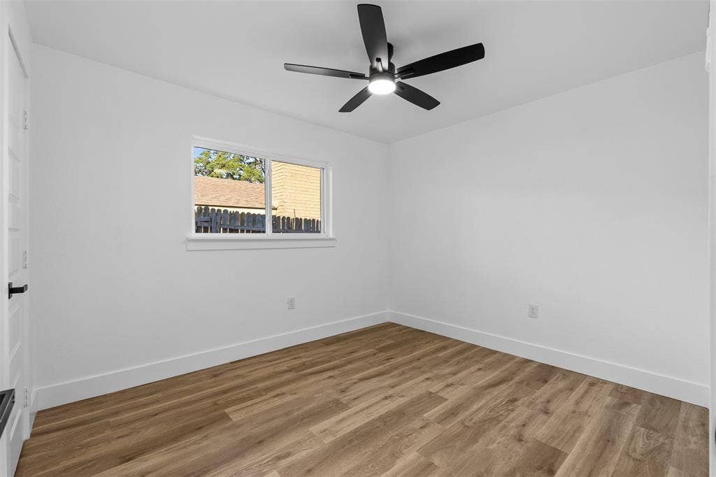717 Bluebonnet Drive, Grand Prairie, TX 75052