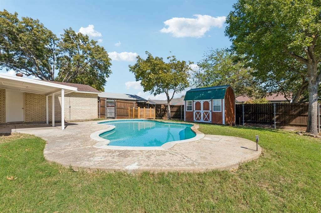 1902 Edna Smith Drive, Garland, TX 75040 1902 Edna Smith Drive, Garland, TX 75040