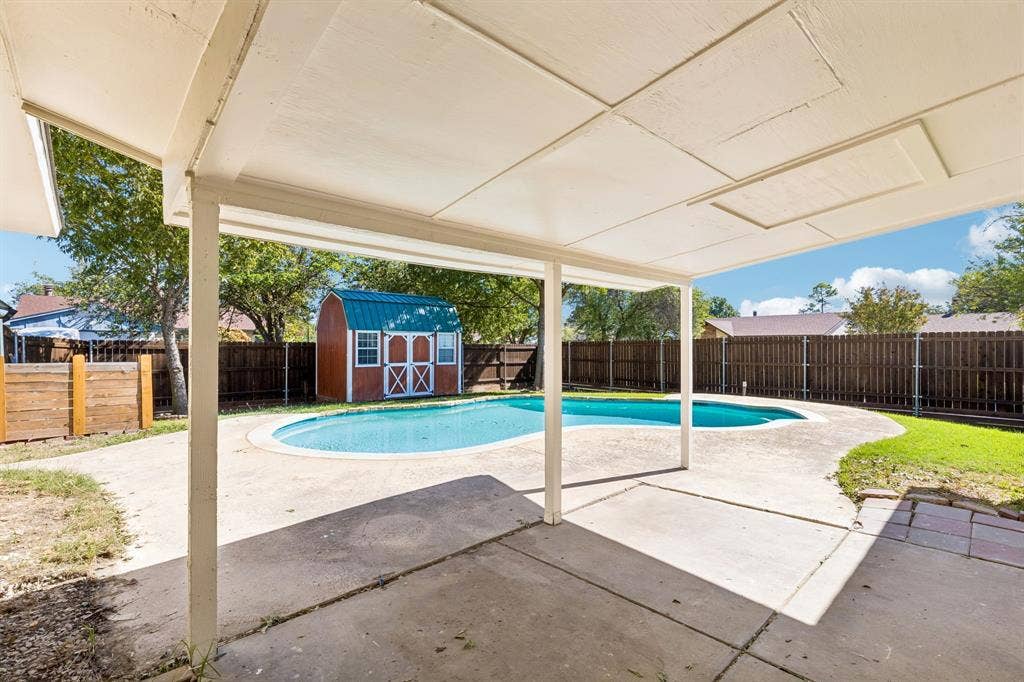 1902 Edna Smith Drive, Garland, TX 75040 1902 Edna Smith Drive, Garland, TX 75040