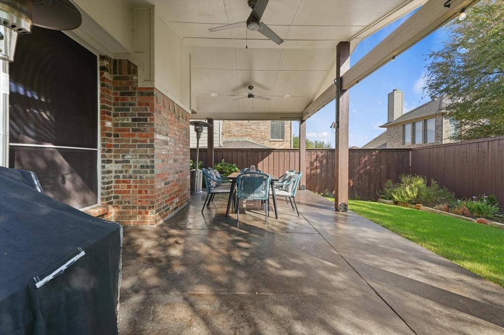 10404 Mateo Trail, Irving, TX 75063 10404 Mateo Trail, Irving, TX 75063