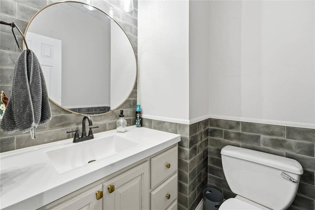 22676 Diamond Bay Drive, Frankston, TX 75763 22676 Diamond Bay Drive, Frankston, TX 75763