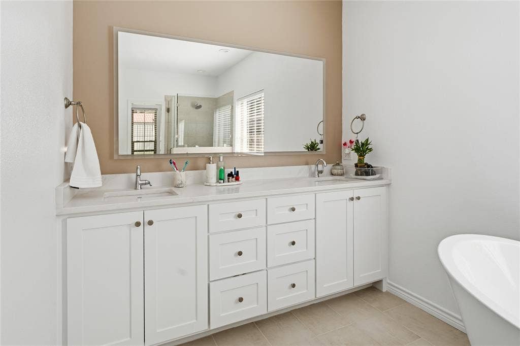 22676 Diamond Bay Drive, Frankston, TX 75763 22676 Diamond Bay Drive, Frankston, TX 75763