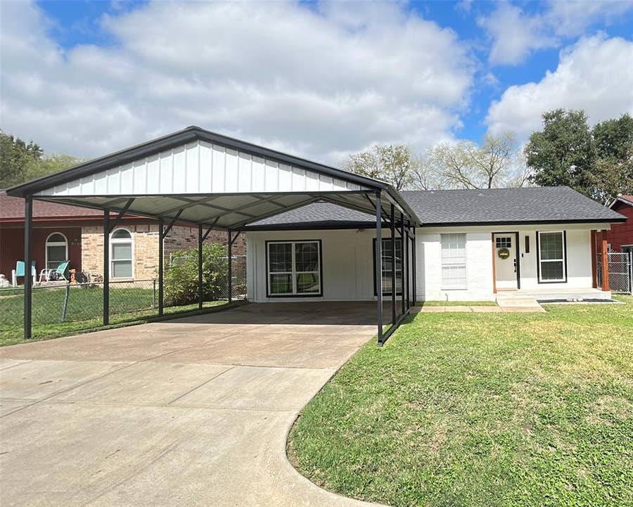 Property photo for 8128 Richard St, White Settlement, TX