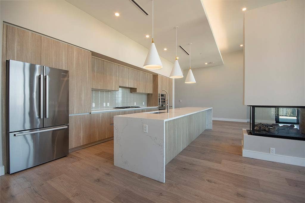 3001 Maple Avenue, #2207, Dallas, TX 75201 3001 Maple Avenue, #2207, Dallas, TX 75201