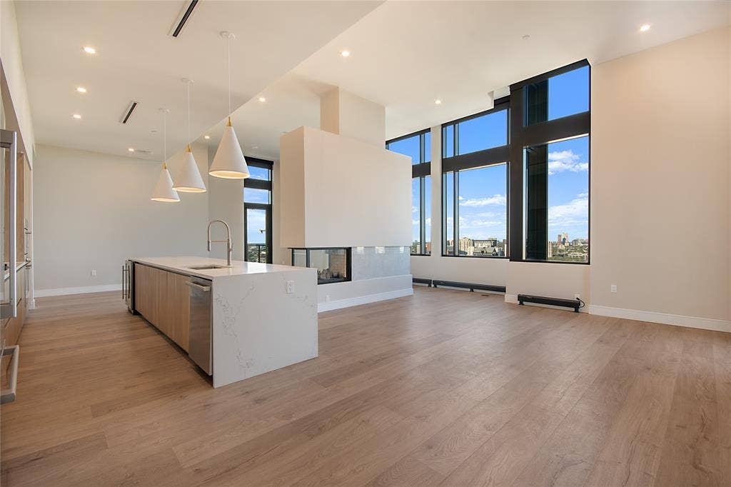 3001 Maple Avenue, #2207, Dallas, TX 75201 3001 Maple Avenue, #2207, Dallas, TX 75201