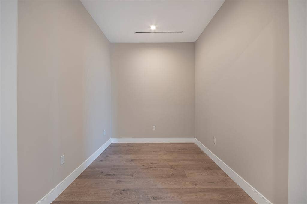 3001 Maple Avenue, #2207, Dallas, TX 75201 3001 Maple Avenue, #2207, Dallas, TX 75201