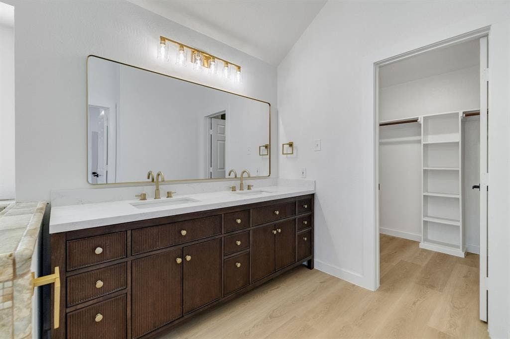 910 Blackstone Drive, Allen, TX 75002 910 Blackstone Drive, Allen, TX 75002