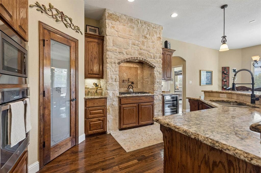 4035 Beaver Trail, Celina, TX 75009 4035 Beaver Trail, Celina, TX 75009