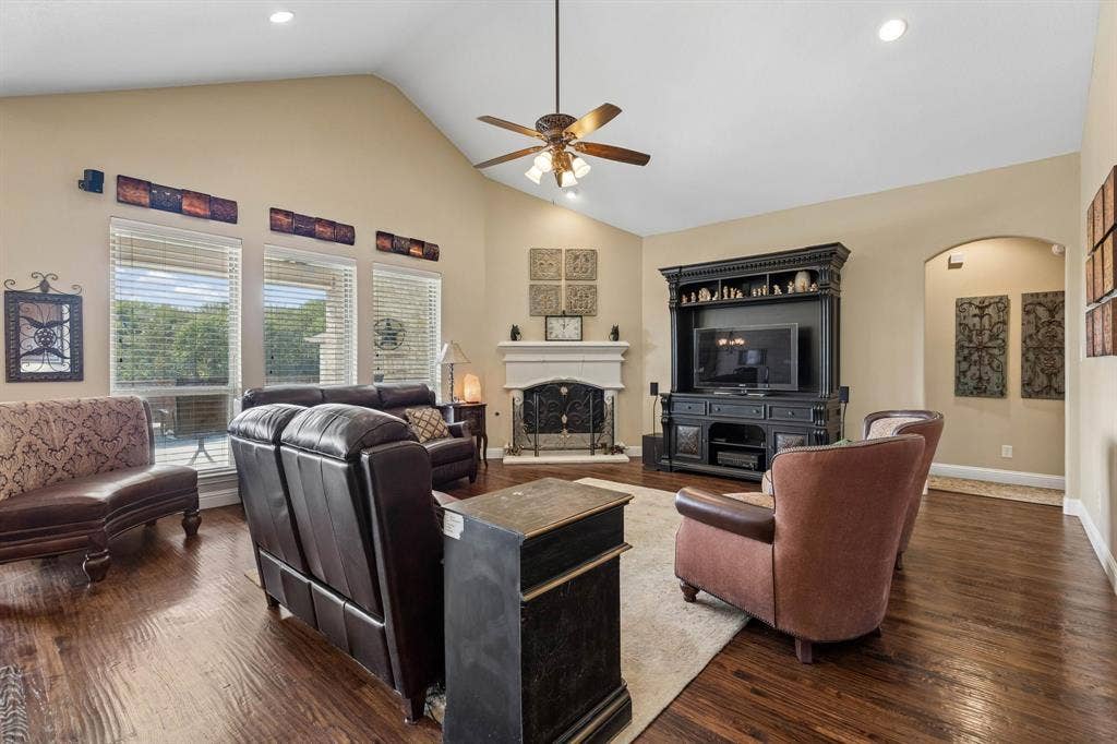 4035 Beaver Trail, Celina, TX 75009 4035 Beaver Trail, Celina, TX 75009