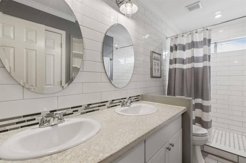 4597 Old Pond Drive, Plano, TX 75024 4597 Old Pond Drive, Plano, TX 75024