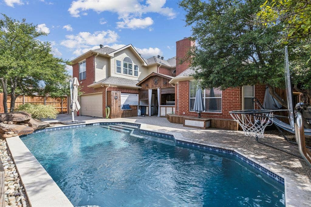 4597 Old Pond Drive, Plano, TX 75024 4597 Old Pond Drive, Plano, TX 75024