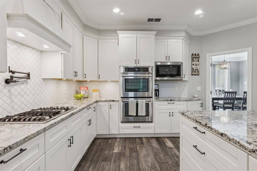 4597 Old Pond Drive, Plano, TX 75024 4597 Old Pond Drive, Plano, TX 75024
