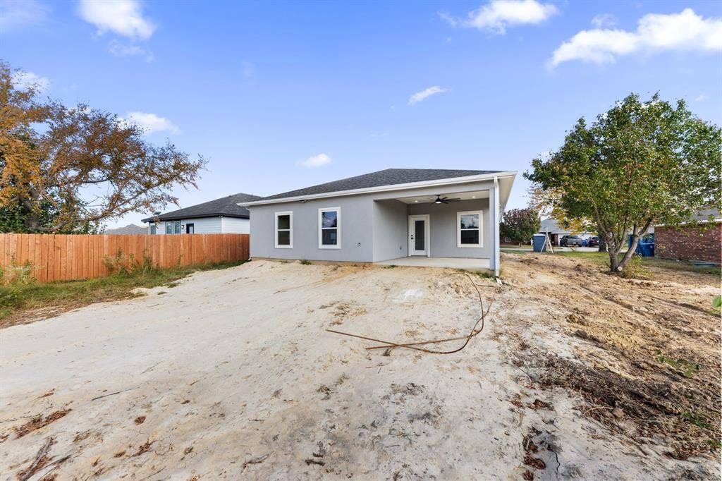 315 Windjammer Road, Gun Barrel City, TX 75156