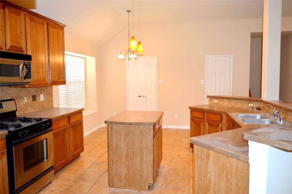 1625 Balboa Lane, Allen, TX 75002 1625 Balboa Lane, Allen, TX 75002