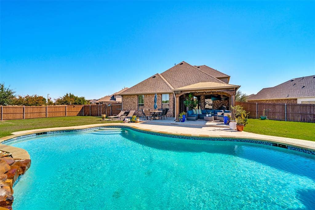 863 Mccall Drive, Fate, TX 75087 863 Mccall Drive, Fate, TX 75087