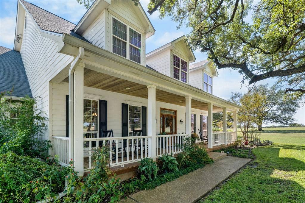 1540 Austin Hines Drive, China Spring, TX 76633 1540 Austin Hines Drive, China Spring, TX 76633