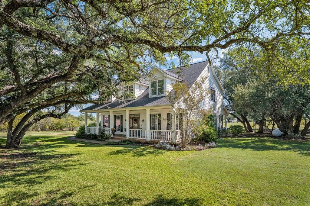 1540 Austin Hines Drive, China Spring, TX 76633 1540 Austin Hines Drive, China Spring, TX 76633