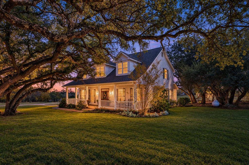 1540 Austin Hines Drive, China Spring, TX 76633 1540 Austin Hines Drive, China Spring, TX 76633