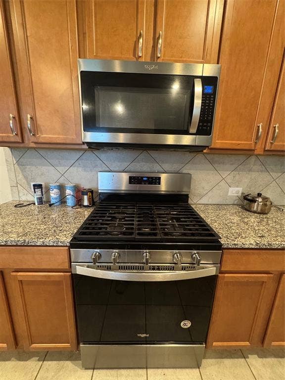 Gas stove