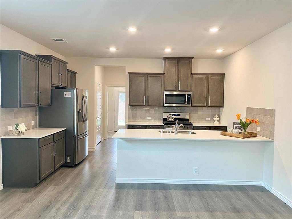 2824 Greene Street, Celina, TX 75009 2824 Greene Street, Celina, TX 75009