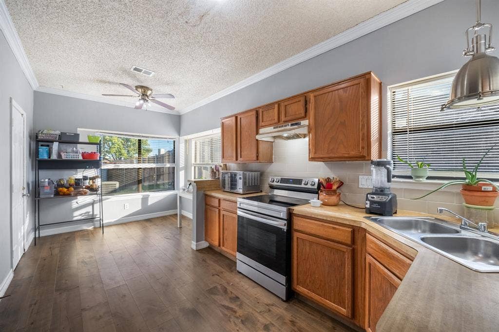 446 Appomattox Drive, Mesquite, TX 75149 446 Appomattox Drive, Mesquite, TX 75149