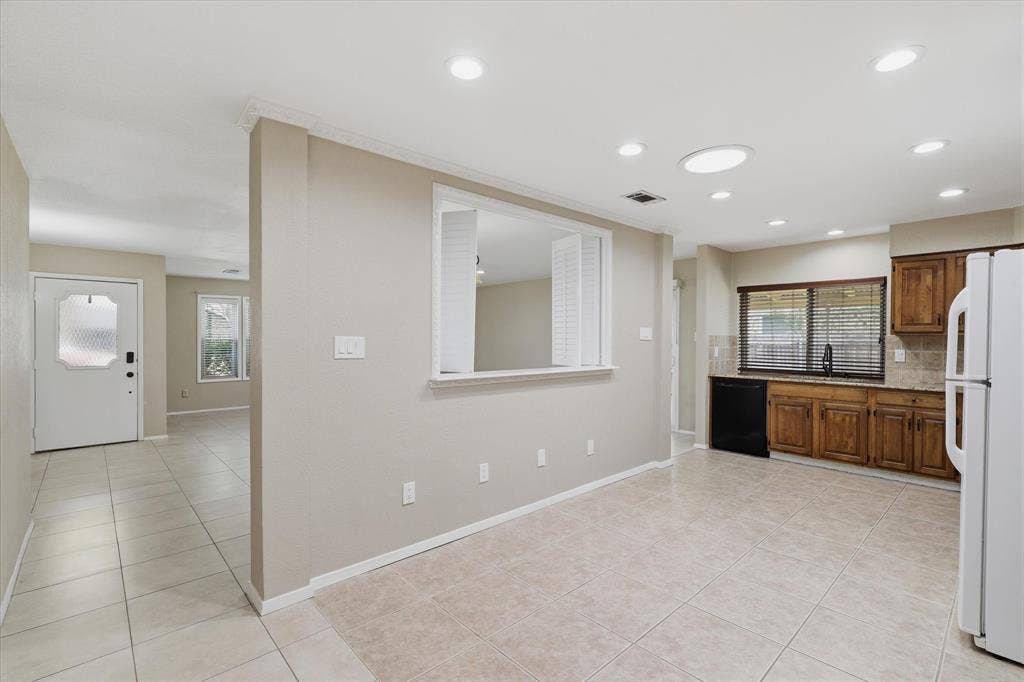2906 Hazelwood Drive, Garland, TX 75044 2906 Hazelwood Drive, Garland, TX 75044