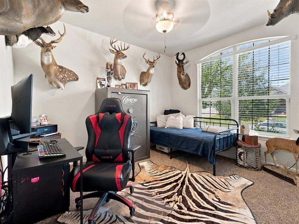 1505 Seabiscuit Drive, Granbury, TX 76049