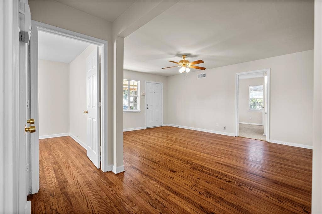 6439 Fisher Road, Dallas, TX 75214 6439 Fisher Road, Dallas, TX 75214