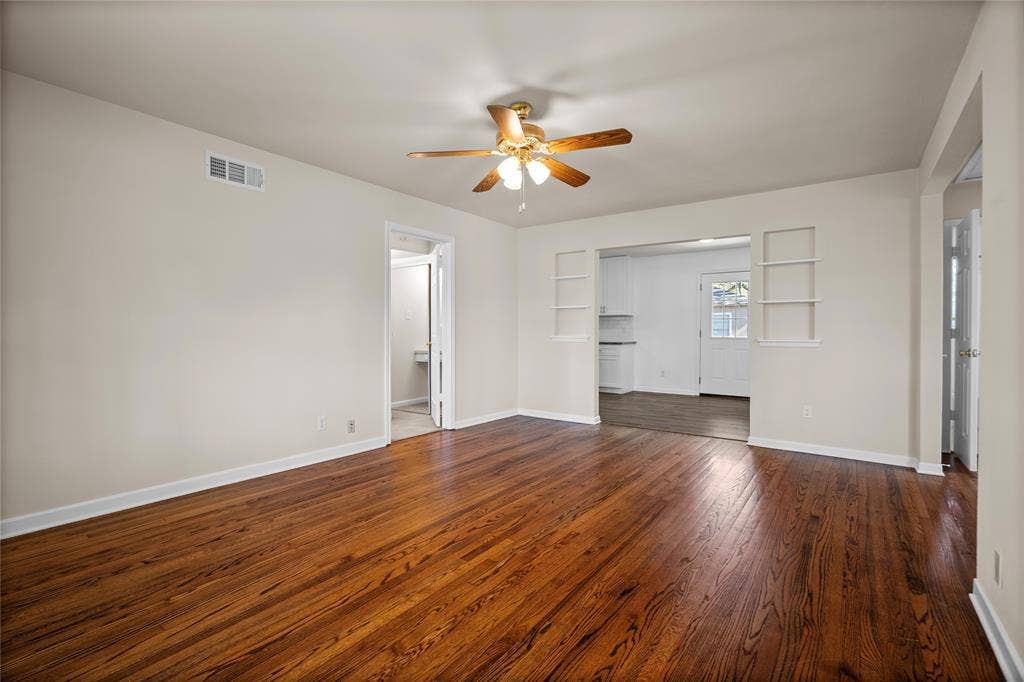 6439 Fisher Road, Dallas, TX 75214 6439 Fisher Road, Dallas, TX 75214
