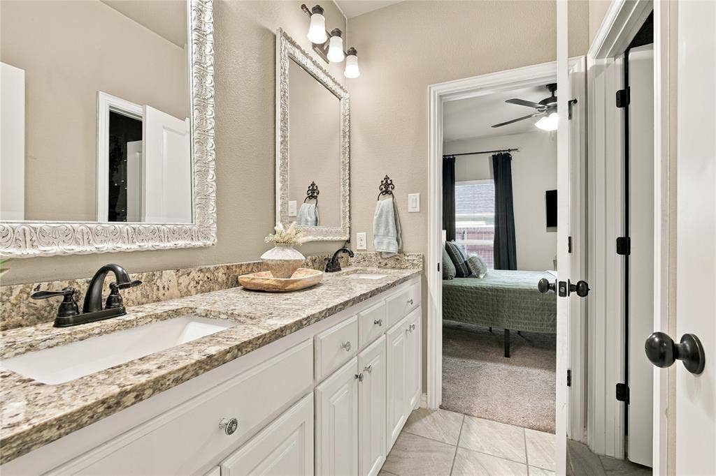 105 Piper Parkway, Waxahachie, TX 75165