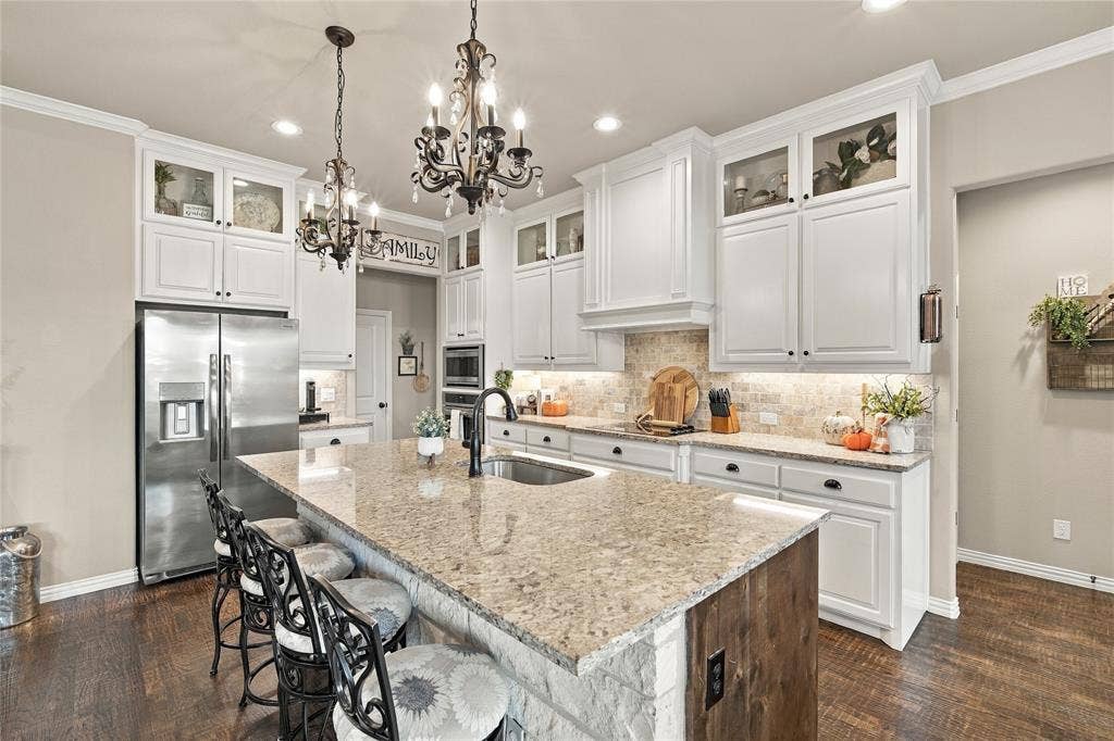 105 Piper Parkway, Waxahachie, TX 75165