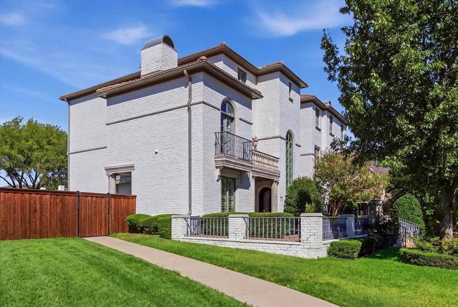 Property photo for 1816 Carleton Avenue, Fort Worth, TX