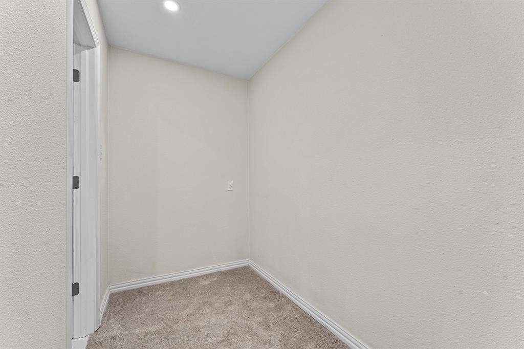 7250 Ridge Park Lane, Dallas, TX 75232 7250 Ridge Park Lane, Dallas, TX 75232