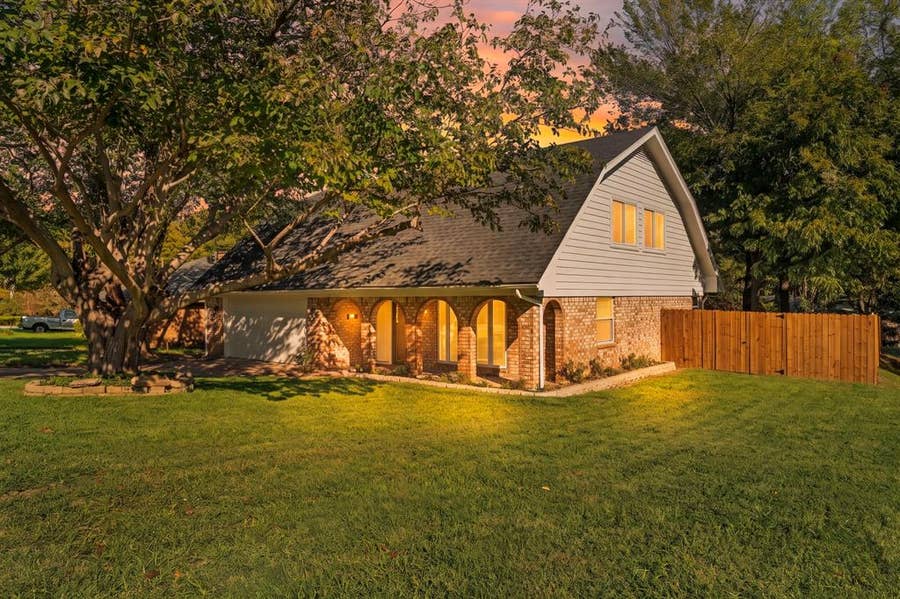 Property photo for 7250 Ridge Park Lane, Dallas, TX