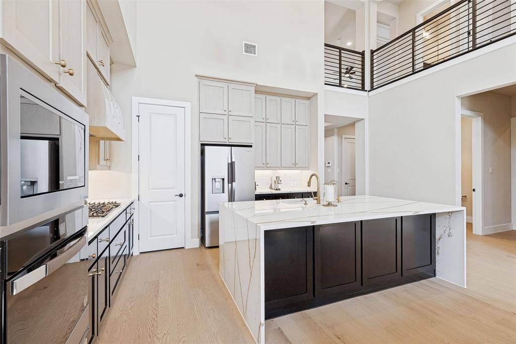 9282 Spindletree Drive, Frisco, TX 75035 9282 Spindletree Drive, Frisco, TX 75035