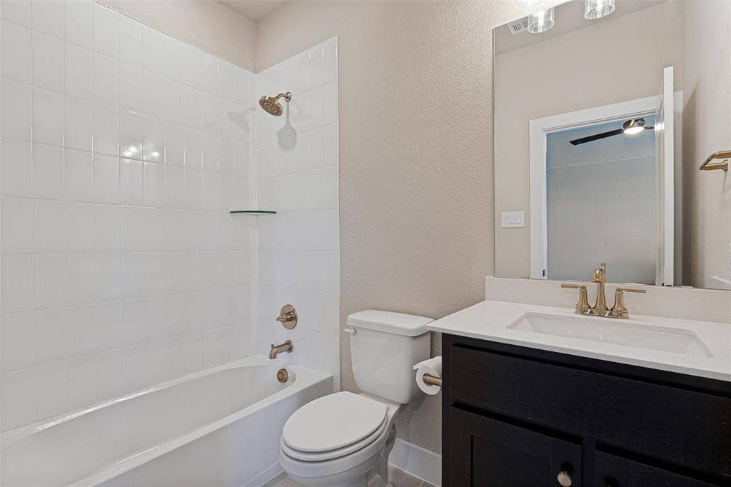 9282 Spindletree Drive, Frisco, TX 75035 9282 Spindletree Drive, Frisco, TX 75035