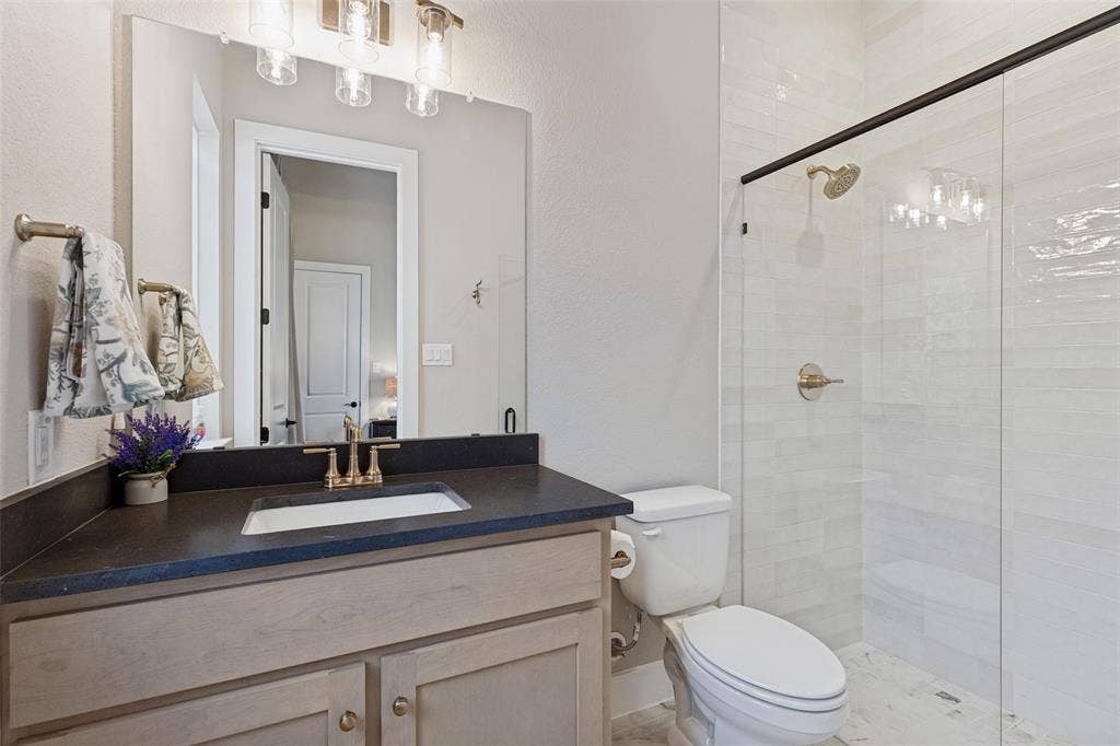 9282 Spindletree Drive, Frisco, TX 75035 9282 Spindletree Drive, Frisco, TX 75035
