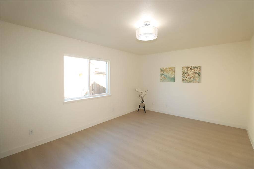 1518 Burgundy Street, Garland, TX 75040 1518 Burgundy Street, Garland, TX 75040