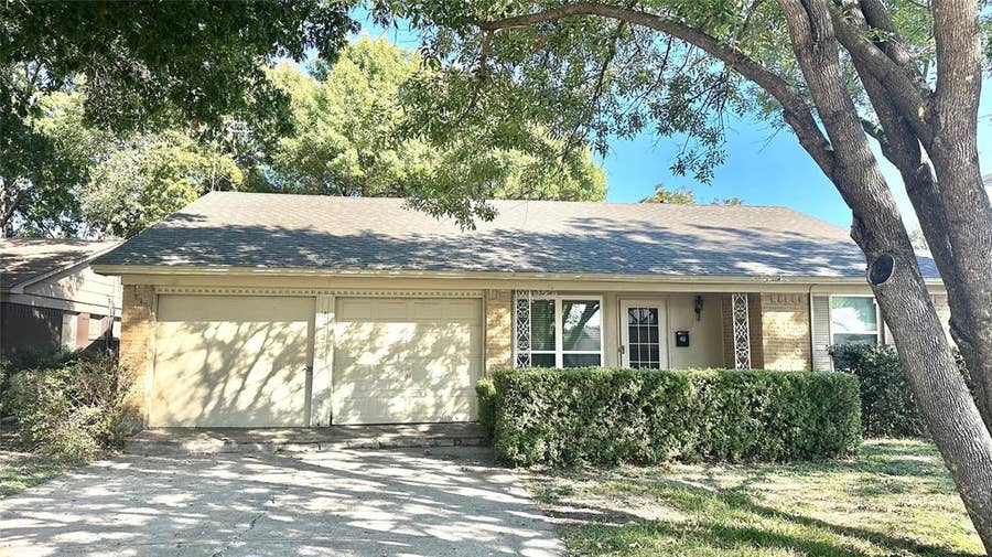 Property photo for 12226 Brisbane Avenue, Farmers Branch, TX