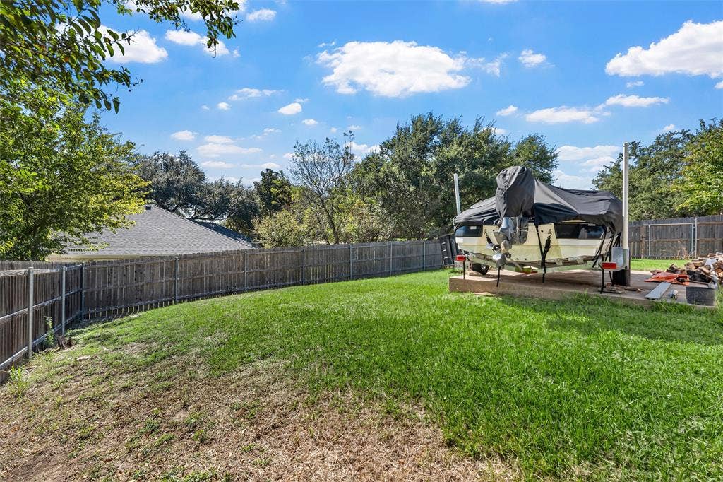 4324 Green Point Drive, Waco, TX 76710 4324 Green Point Drive, Waco, TX 76710