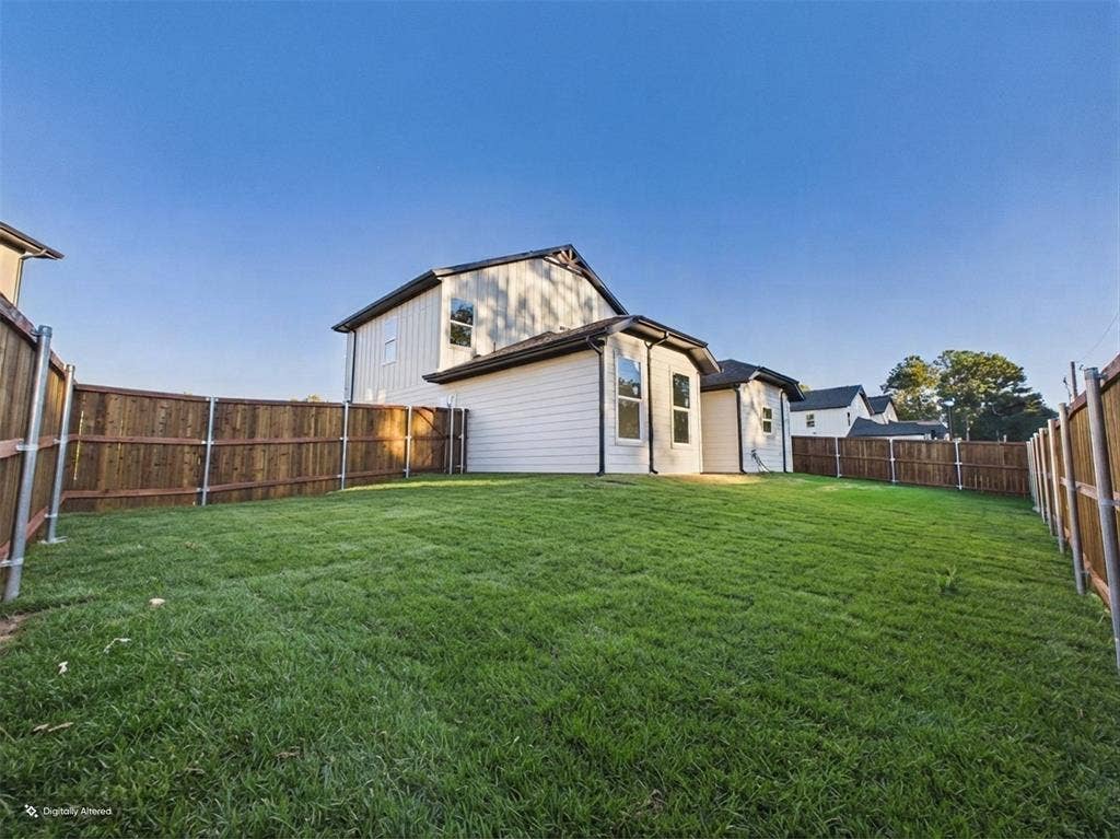 1206 Phoenix Drive, Athens, TX 75751 1206 Phoenix Drive, Athens, TX 75751