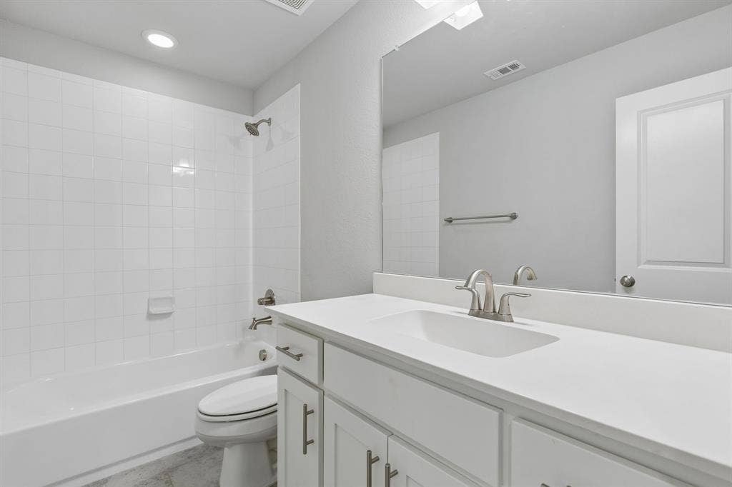 2111 Longmont Lane, Prosper, TX 75078 2111 Longmont Lane, Prosper, TX 75078
