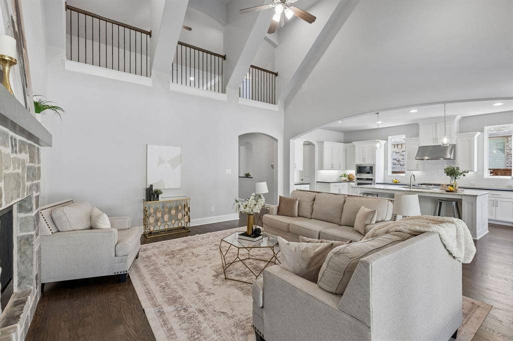 2111 Longmont Lane, Prosper, TX 75078 2111 Longmont Lane, Prosper, TX 75078