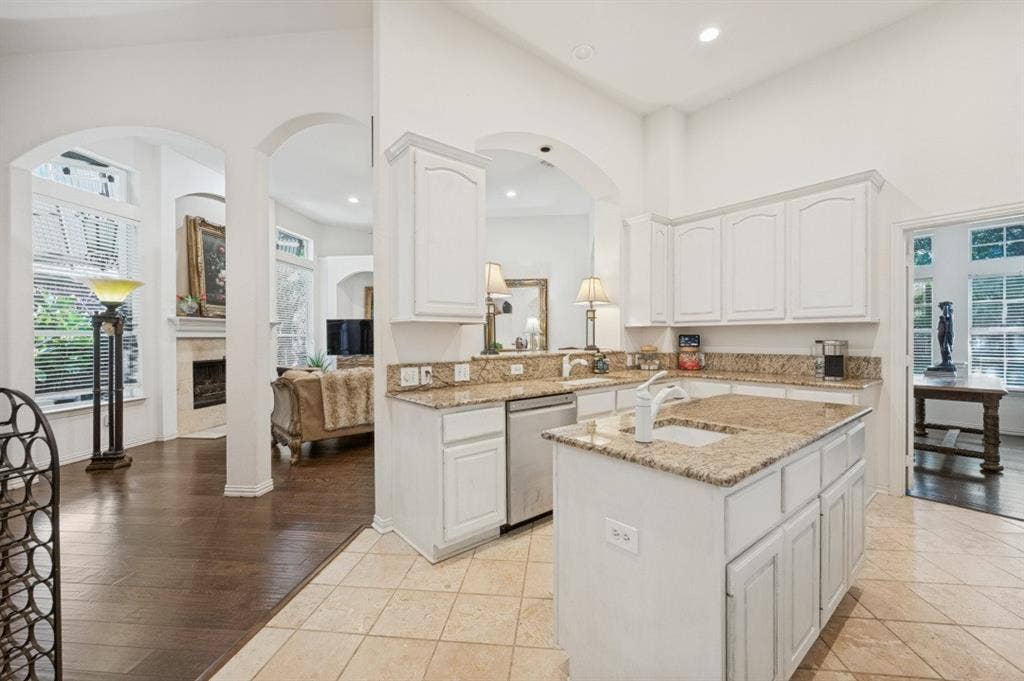 3025 Westminster Drive, Farmers Branch, TX 75234 3025 Westminster Drive, Farmers Branch, TX 75234