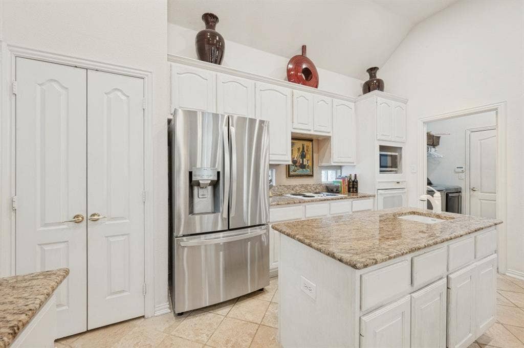 3025 Westminster Drive, Farmers Branch, TX 75234 3025 Westminster Drive, Farmers Branch, TX 75234