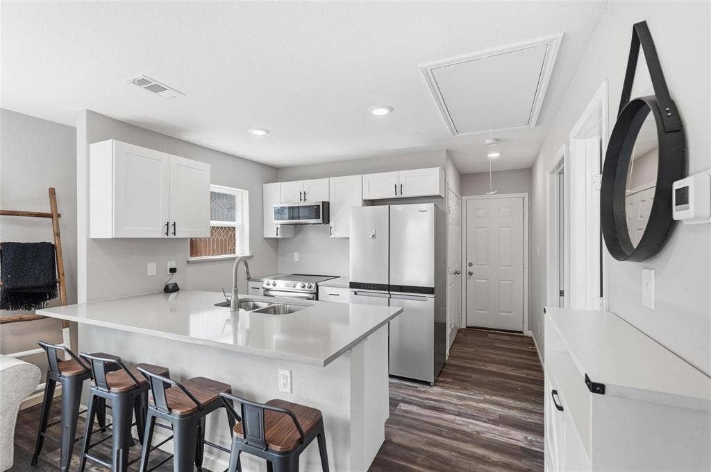 2637 Pine Street, Dallas, TX 75215 2637 Pine Street, Dallas, TX 75215