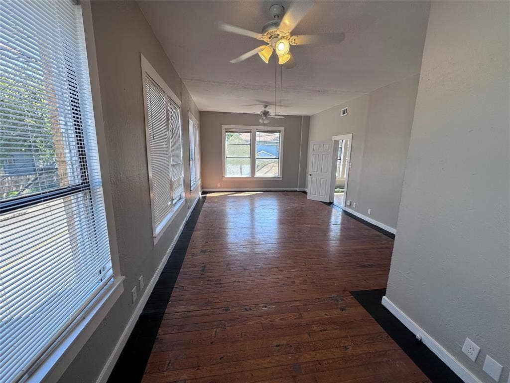 411-A N Tyler Street, Dallas, TX 75208 411-A N Tyler Street, Dallas, TX 75208